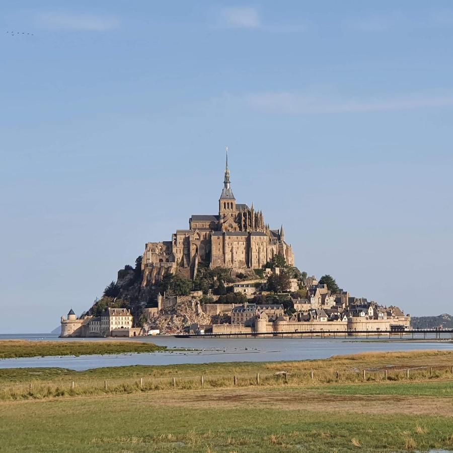 L'Abrincat'Studio, Centre Entre Donjon Et Vue Mont Авранш Экстерьер фото